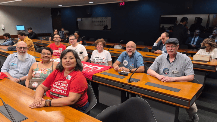 DEBATE DOCENTE | ANDES defende ensino presencial e critica expansão da EaD em audiência na Câmara