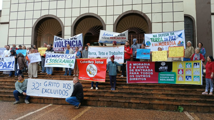 VIDA EM PRIMEIRO LUGAR | ADUFSCar participa do Grito dos Excluídos e Excluídas em São Carlos